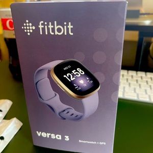 Fitbit Versa 3, new condition, with all original packaging and extras!